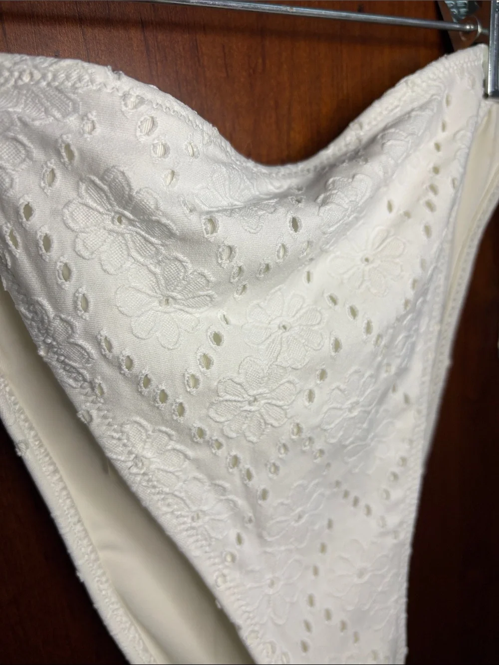 aerie triangle eyelet